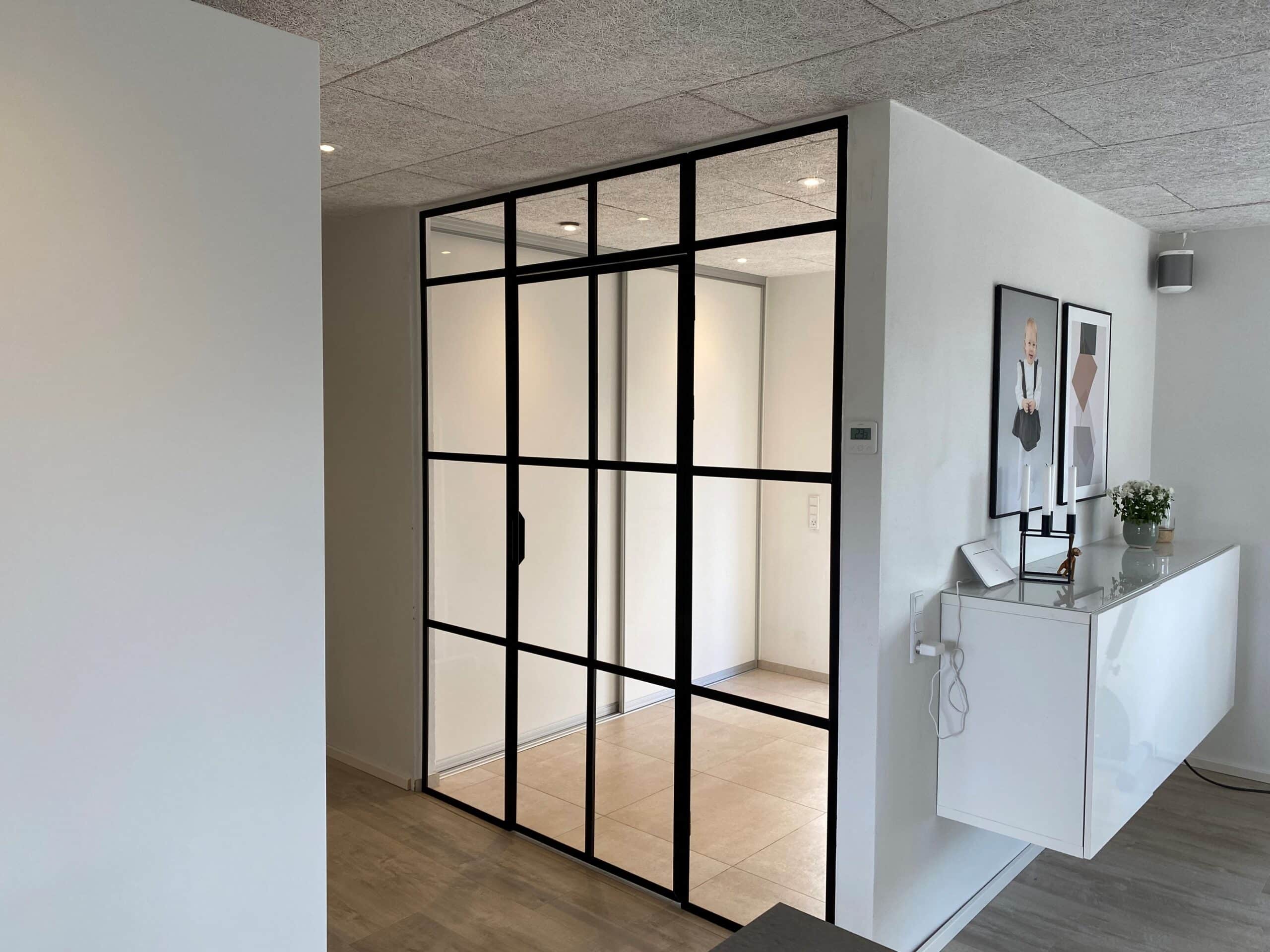 New yorker dør med sideparti fra Innsteel