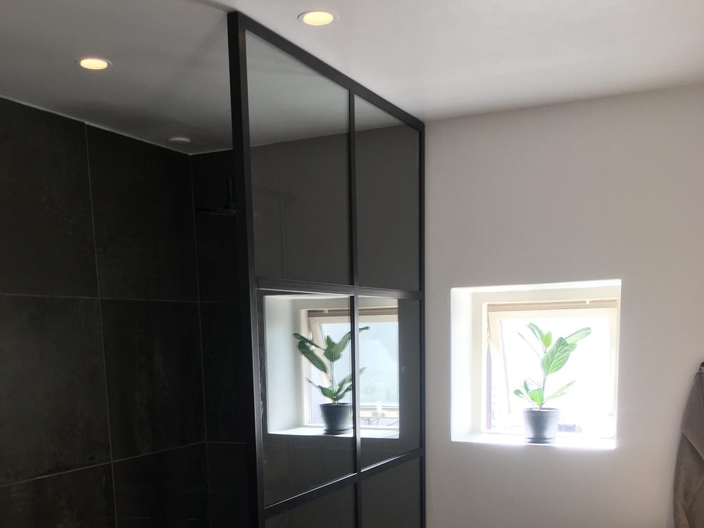 New Yorker brusevæg, bruseniche og brusekabine fra Innsteel